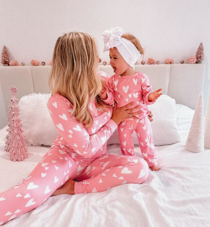 Mommy and Me Matching Pajamas-Warm Parent-Child Time插图1