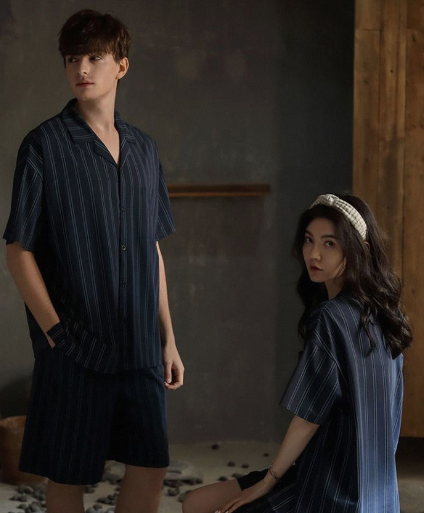 Best Matching Pajamas for Couples-Celebrate Togetherness缩略图