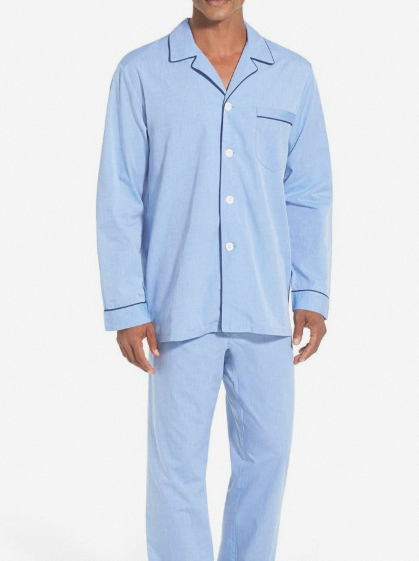 Slip into Luxury: The Allure of Men’s Silk Pajamas插图