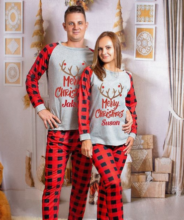 Finding Festive Cheer for Everyone: A Guide to Unisex Christmas Pajamas插图2
