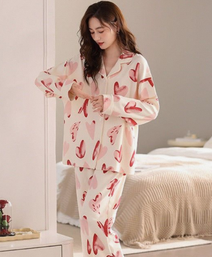 Monogrammed Pajamas-Dress for Dreamland in Style插图1