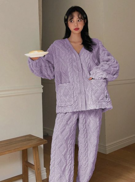 The Ultimate Guide to Winter Pajamas for Women插图2