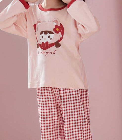 Find the perfect sleepwear for your tween with our stylish & comfortable pajamas. From trendy prints to cozy fabrics, designed just for them.