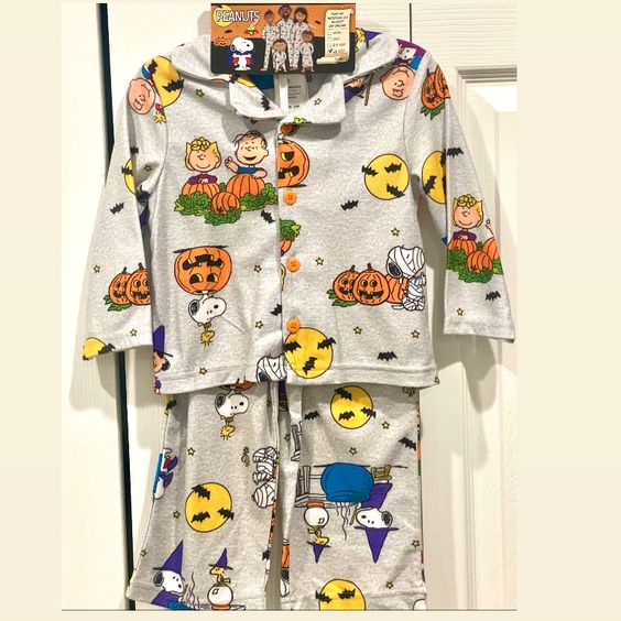 Spooktacular nights await with Girls Halloween Pajamas! Adorable and eerie designs for the spooky season, our cozy pajama sets keep little ones comfy while celebrating Halloween in style.