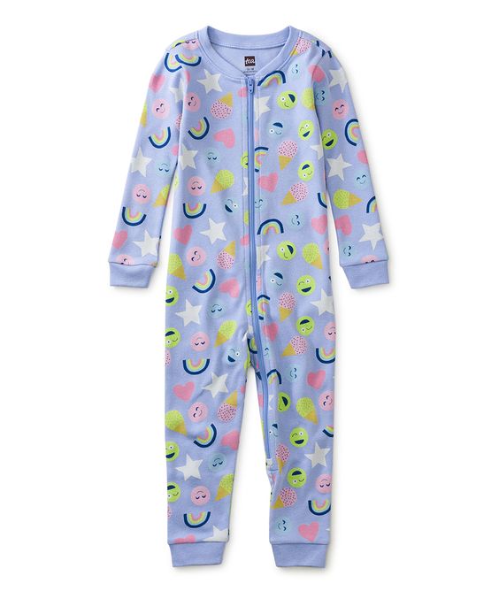 Stay warm and snug all night long with fleece footed pajamas! Explore the benefits, different styles, and buying tips to find the perfect pair for yourself or as a gift. Discover the ultimate in cozy sleepwear for kids and adults.