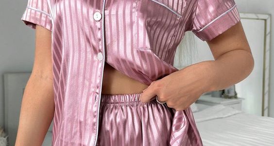 Unveiling the Best Silk Pajamas for Every Style and Budget缩略图