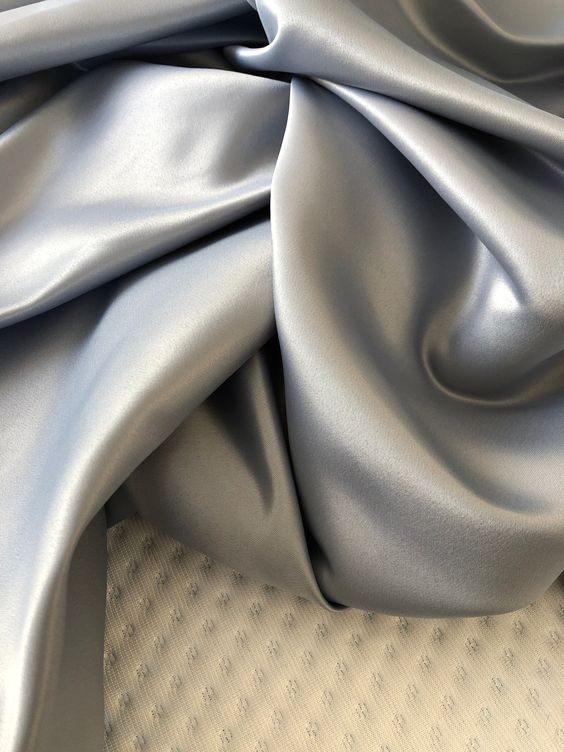 Unveiling the Allure of Satin Fabric: A Guide to Its Luxurious World插图3