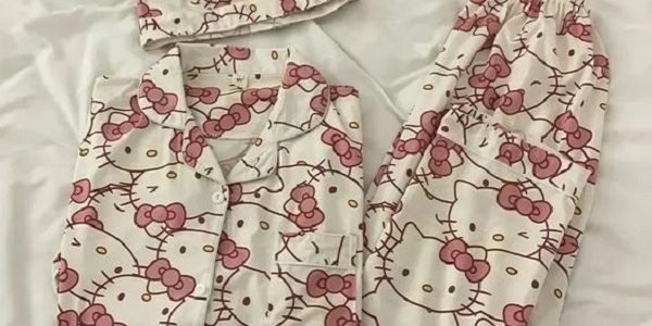 Hello Kitty sleepwear